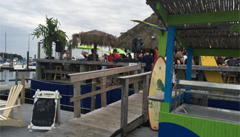 outdoor bar tipsy seagull