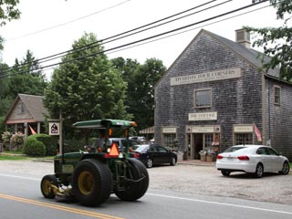 tiverton four corners
